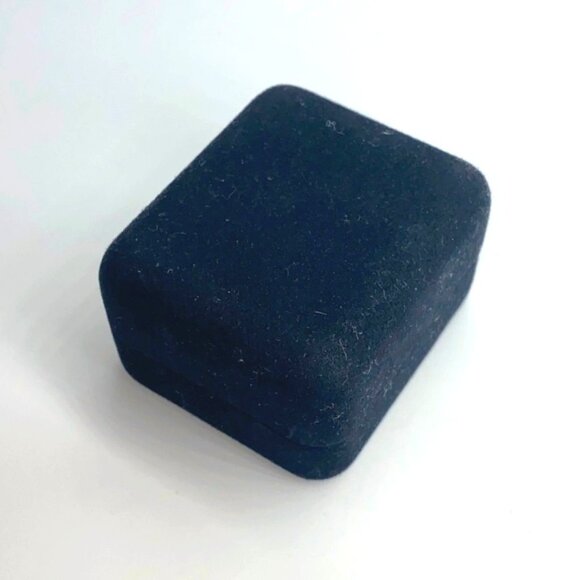 Wreath Brooch Silver Antiqued Women Floral - Picture 4 of 4